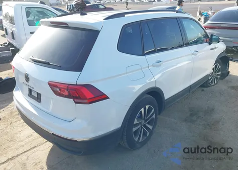 2023 Volkswagen Tiguan 2.0T S z USA, uszkodzony, nr VIN 3VVRB7AX3PM018166